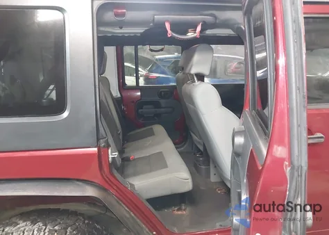 2008 Jeep Wrangler Unlimited X z USA, uszkodzony, nr VIN 1J4GA39108L580055